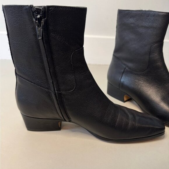 Steve Madden 'Dusty' Leather Booties | Size 7 | Chic & Lightweight | Like New - Picture 10 of 14